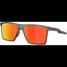 Oakley Futurity Sun OO9482 948204 57 - Sonnenbrille Unisex - Fassung: Grau, Kunststoff, Eckig - Glasfarbe: Prizm Ruby Polarized